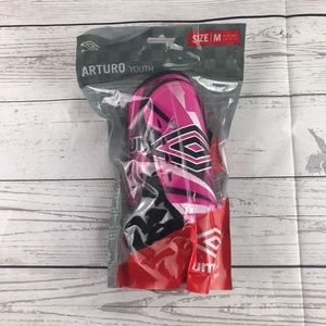 NEW Umbro Arturo Soccer Shin Guards Pink Size M